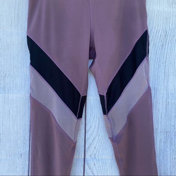 BCBGMaxAzria Workout Pants High Waisted - Picture 4 of 11